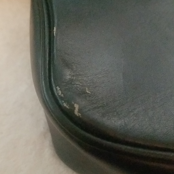 Charmelle Black Leather Handbag / Interchangeable - Picture 5 of 8